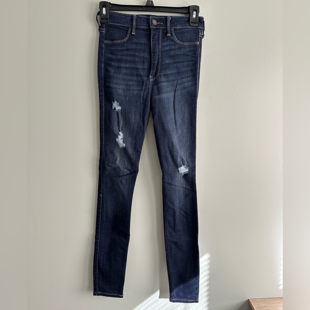 Hollister California Ultra High-Rise Jean Leggings